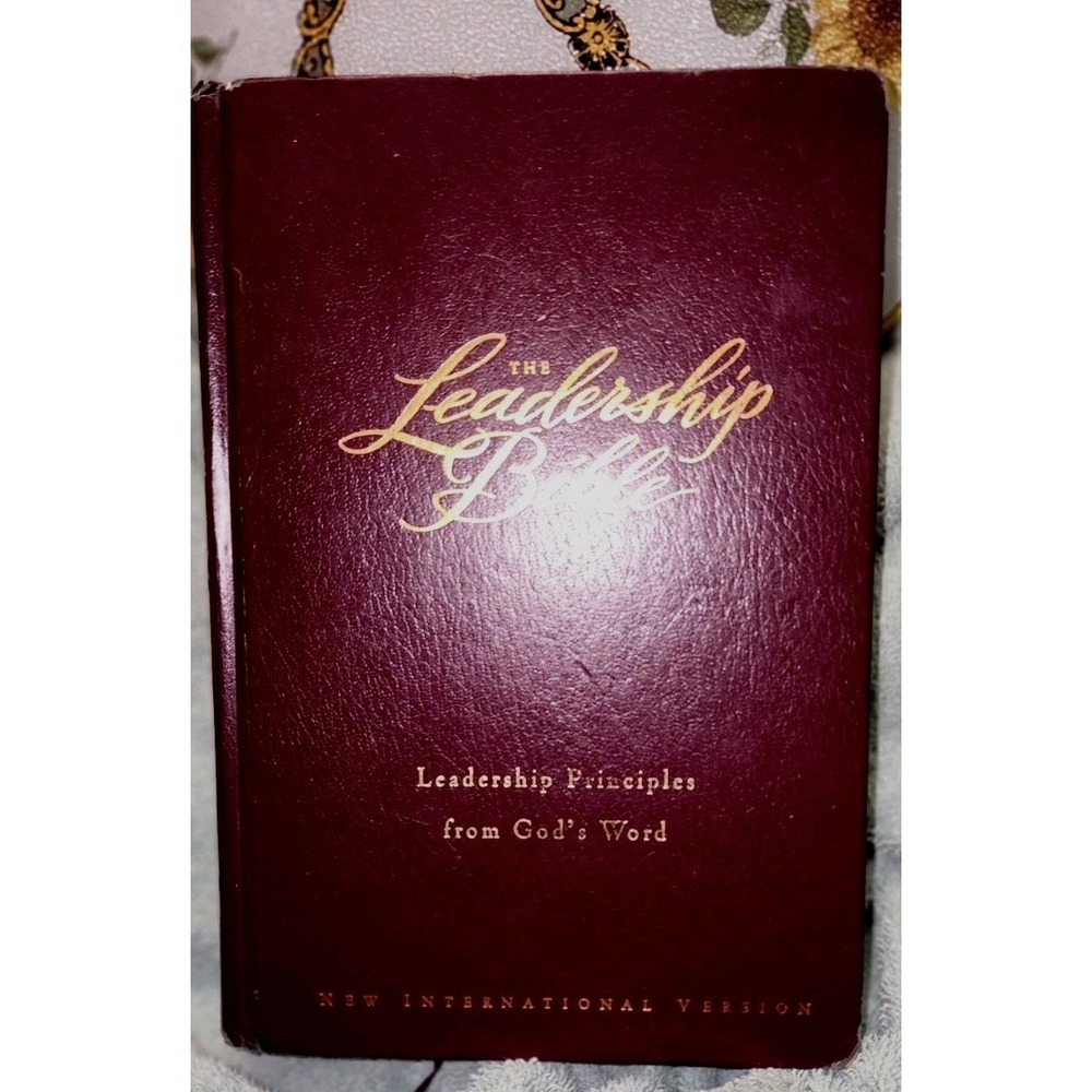 The Holy Bible: New International Version, 1998 The Leadership Bible